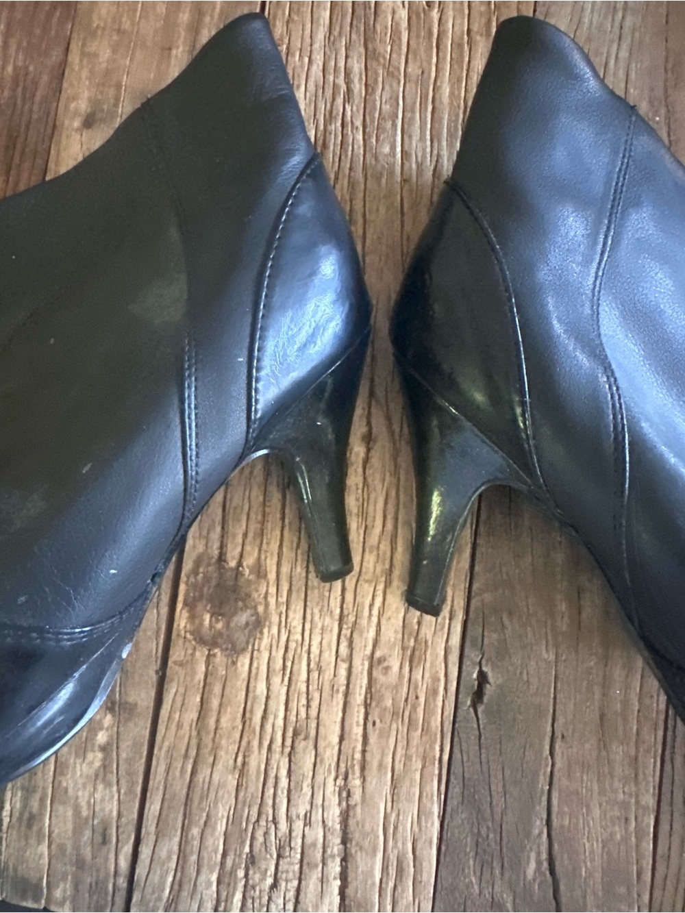 Report Black Pointed Toe Leather Ankle Booties - Picture 3 of 5